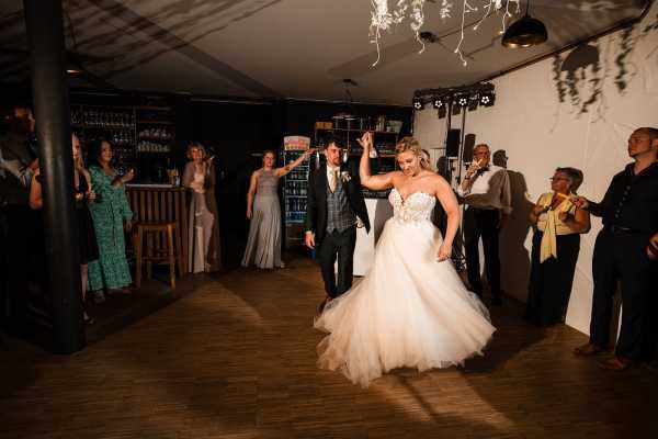 80-Hochzeit-Haus-am-See-Ravensburg-Hochzeitsfotograf