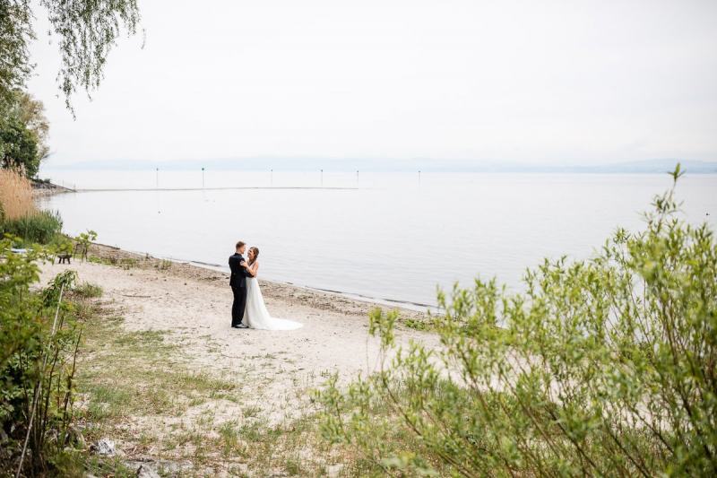 Trauung-Haus-am-See-Fischbach-Hochzeitsfotograf-Friedrichshafen-K42-1