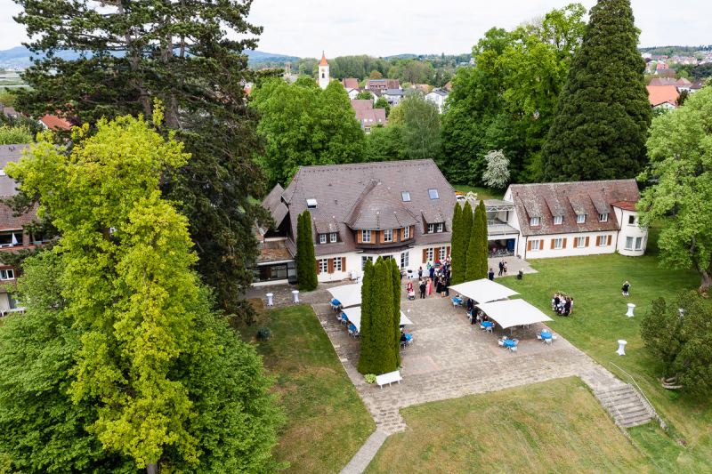 Trauung-Haus-am-See-Fischbach-Hochzeitsfotograf-Friedrichshafen-K42-28