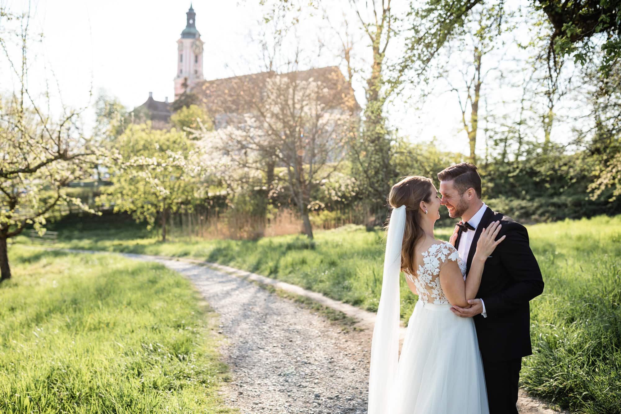 Brautpaar Shooting vor der Birnau am Bodensee