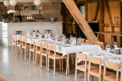 Festlich gedeckte Hochzeitstafel im Hopfengut No20 Tettnang