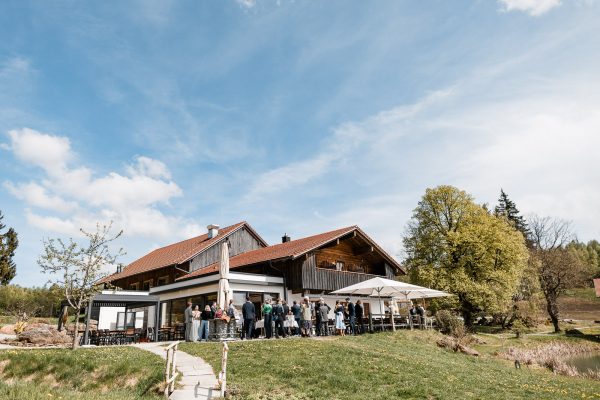 Freie Trauung von Bettina und Jonas auf der Gutsalm Harlachberg
