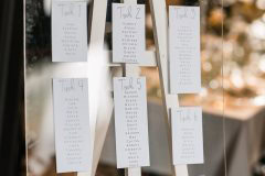 Sitzplan-Tafel zur Hochzeit von Marie und Steve im Bad Hotel Überlingen