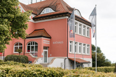 Rathaus Heiligenberg – Außenaufnahme zur standesamtlichen Hochzeit